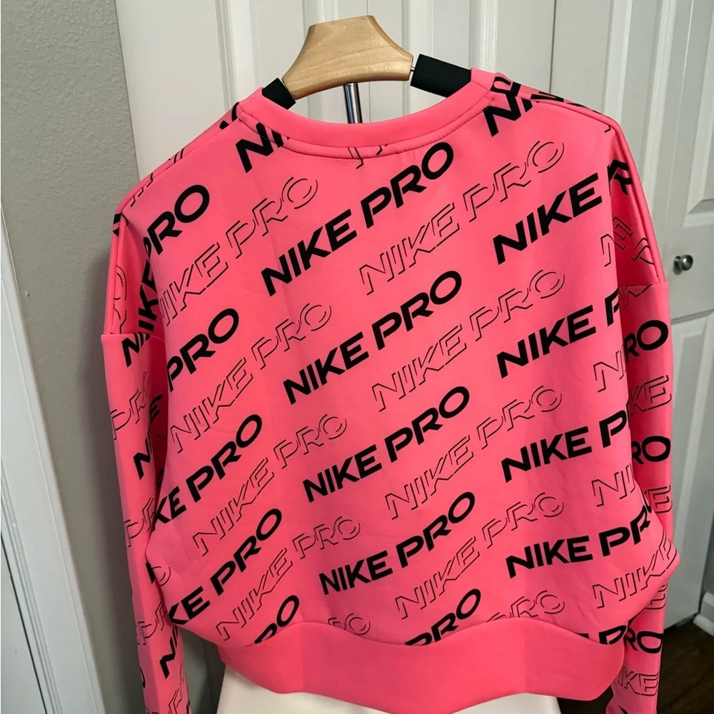 Nike neon pink
